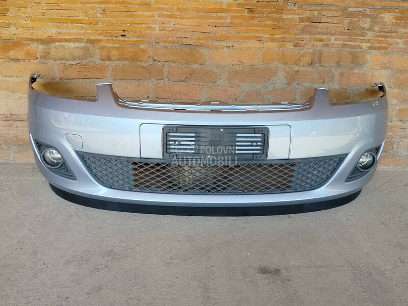 Prednji branik za Ford Fiesta od 2005. do 2008. god.