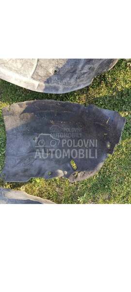 Podkrila,koruge tepih Scenic 3 za Renault Scenic od 2009. do 2015. god.