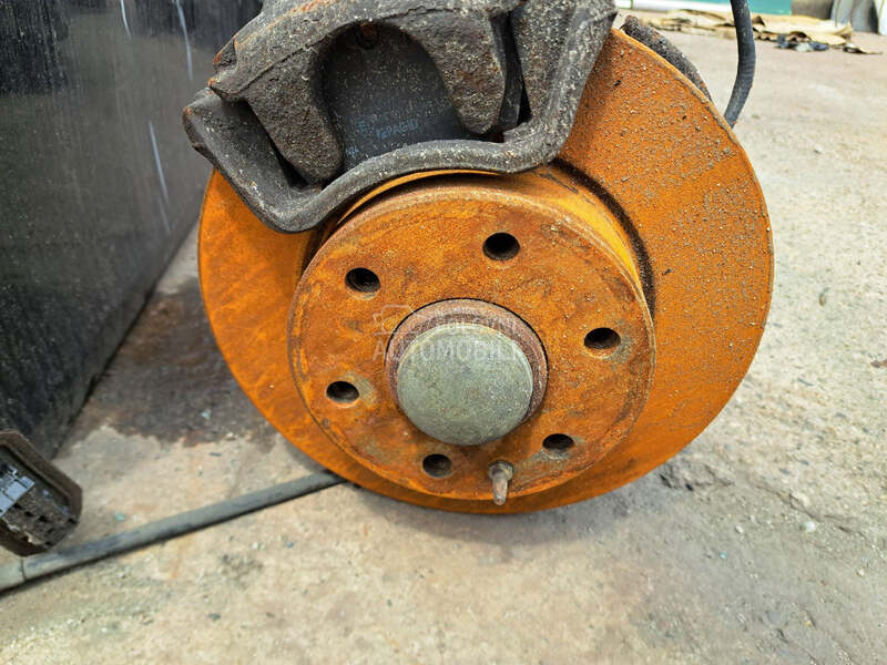KOCIONI DISK  