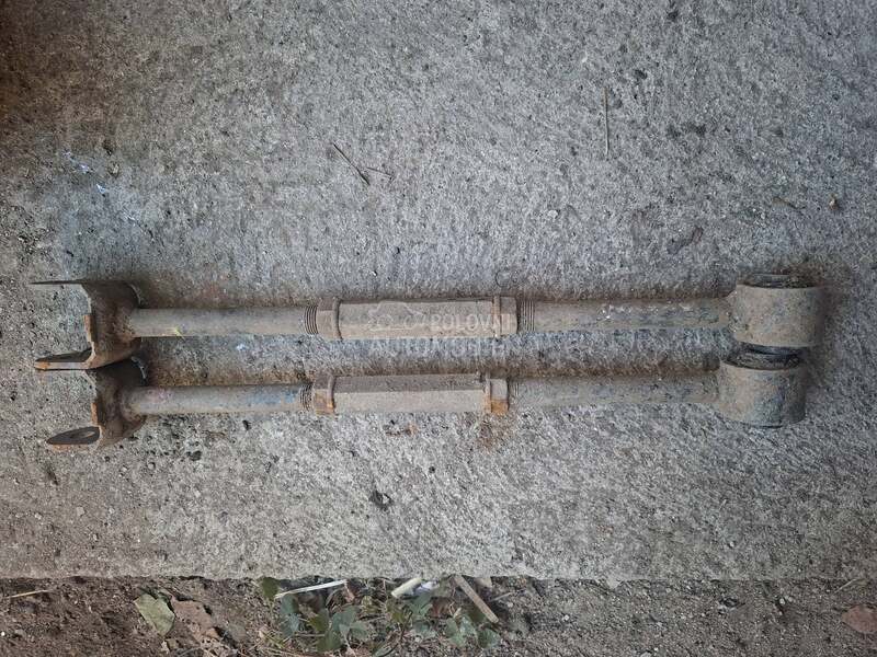 zadnji trap rame za Toyota Avensis