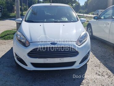 Ford Fiesta 1.4 tng, 5.300 €, 2015. Hečbek, Benzin + Gas (TNG) | 1388 cm3, 201.000 km, 70kW (95 KS), Manuelni 5 brzina, 4/5 vrata, 5 sedišta, Pančevo