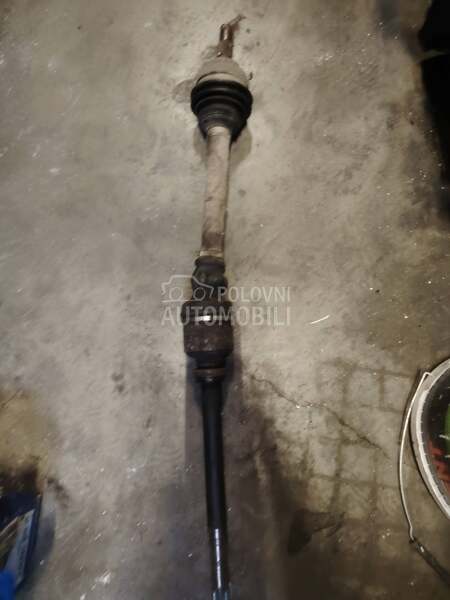 Desna poluosovina 2.0HDI za Citroen C4