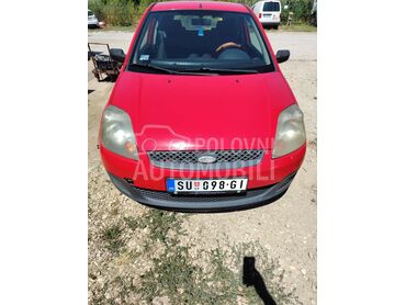 Ford Fiesta 1,3 Ambient, 1.500 €, 2008. Hečbek, Benzin + Gas (TNG) | 1242 cm3, 319.444 km, 55kW (75 KS), Manuelni 5 brzina, 2/3 vrata, 5 sedišta, Subotica