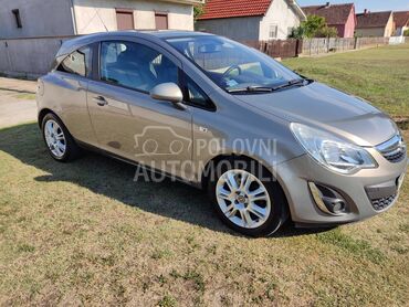 Opel Corsa D , 4.000 €, 2011. Hečbek, Benzin + Gas (TNG) | 1229 cm3, 220.000 km, 63kW (86 KS), Manuelni 5 brzina, 2/3 vrata, 5 sedišta, Sremska Mitrovica