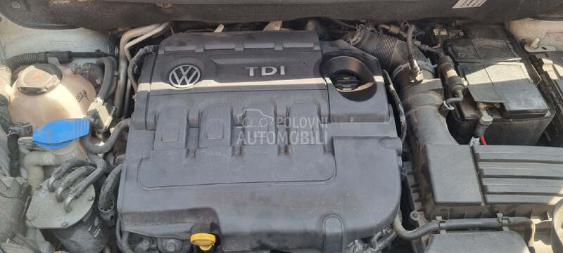 POKLOPAC MOTORA za Volkswagen Golf 7