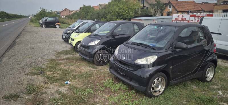 Smart ForTwo -  kompletan auto u delovima