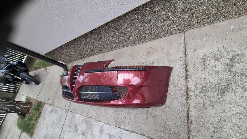 prednji branik za Alfa Romeo 147 od 2001. do 2004. god.