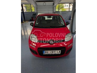 Fiat Panda 1.0 HYBRID, 7.500 €, 2022. Hečbek, Hibridni pogon (benzin) | 999 cm3, 56.693 km, 51kW (69 KS), Manuelni 6 brzina, 4/5 vrata, 4 sedišta, Beograd