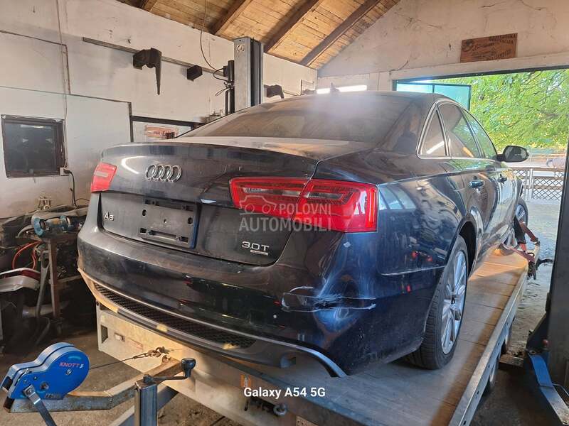 Audi A6 2015. god. -  kompletan auto u delovima