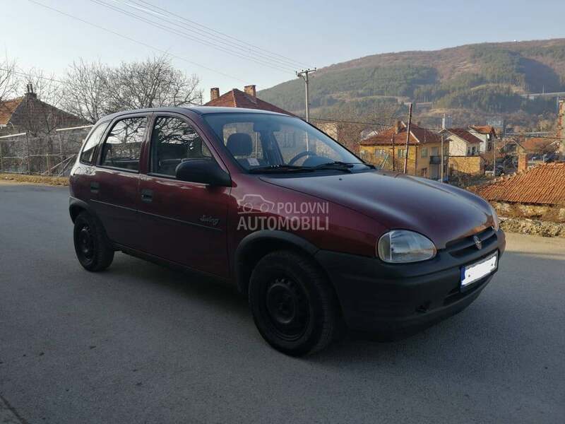 Opel Corsa B -  kompletan auto u delovima