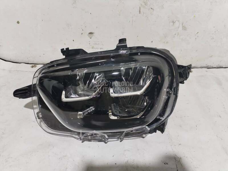 181. Far levi LED za Citroen C3 od 2020. do 2024. god.