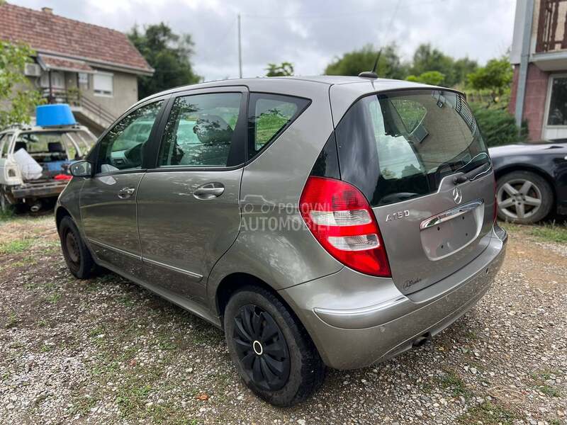 Delovi w169 za Mercedes Benz A Klasa od 2004. do 2012. god.
