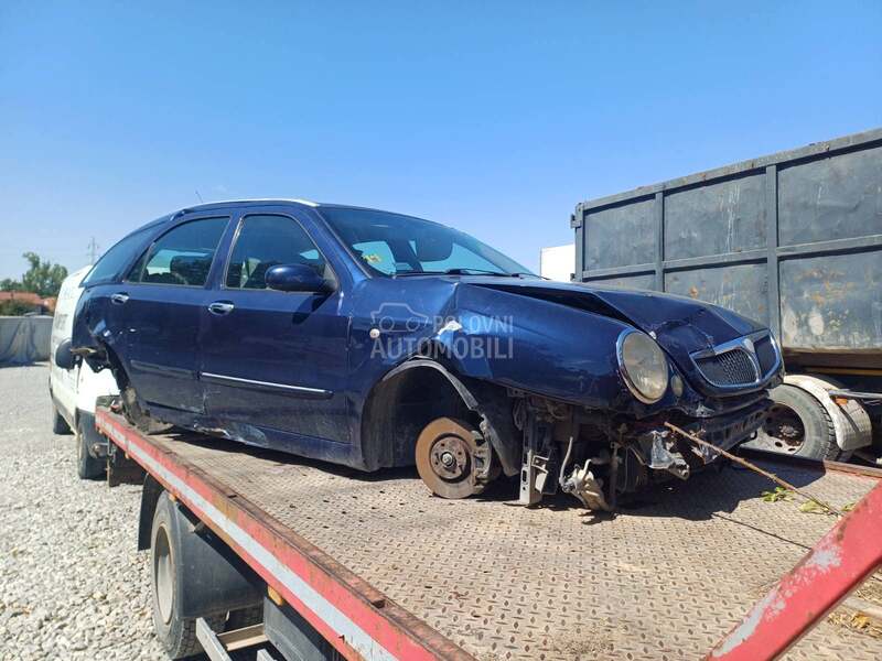Lancia Lybra 1.9jtd 2002. god. -  kompletan auto u delovima