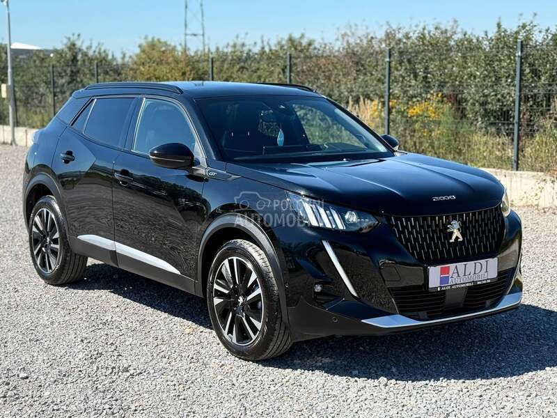 Peugeot 2008 2021 photo 3