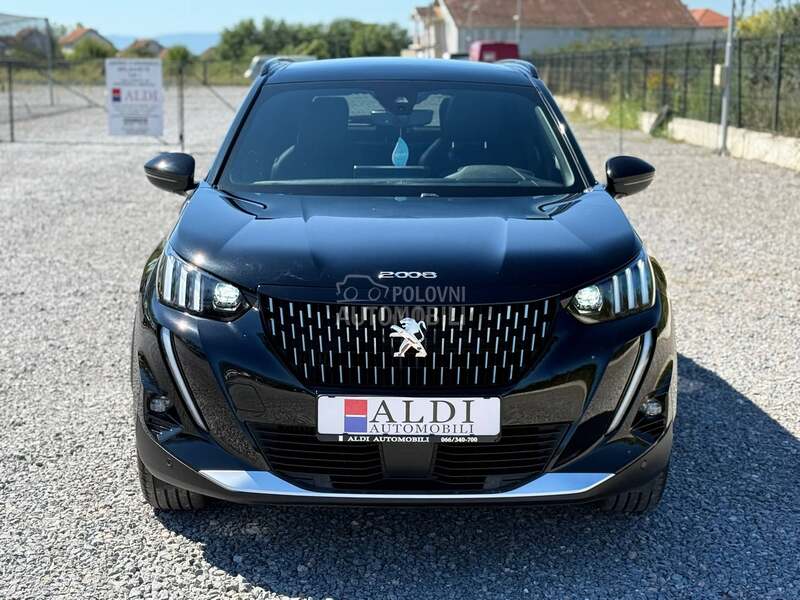 Peugeot 2008 2021 photo 2