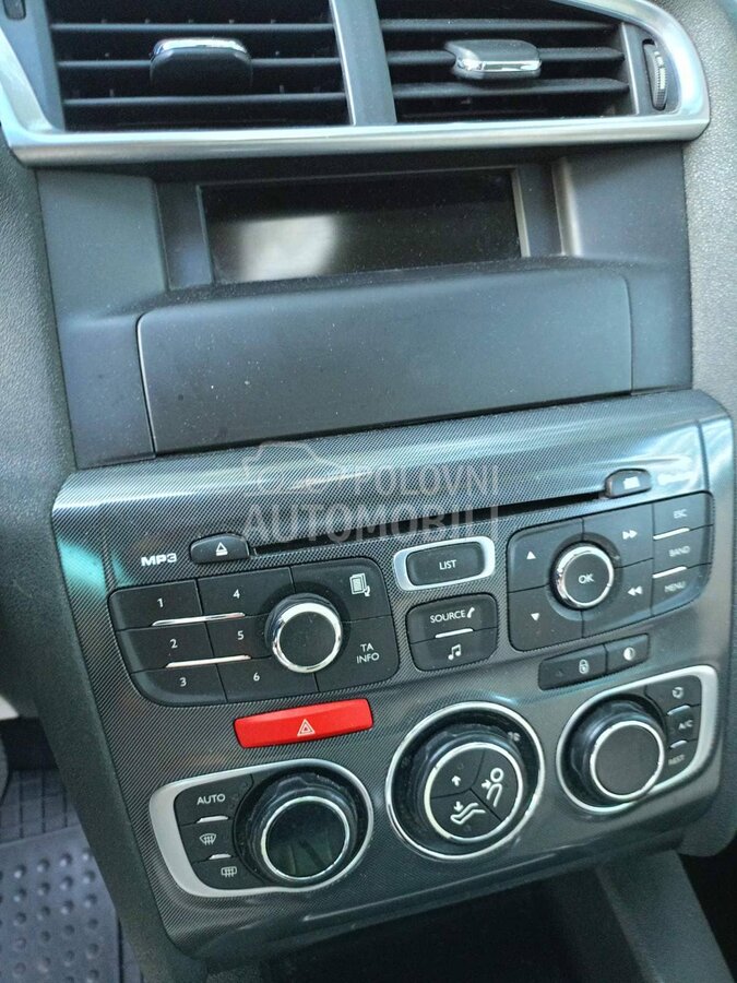 Radio kasetofon za Citroen C4