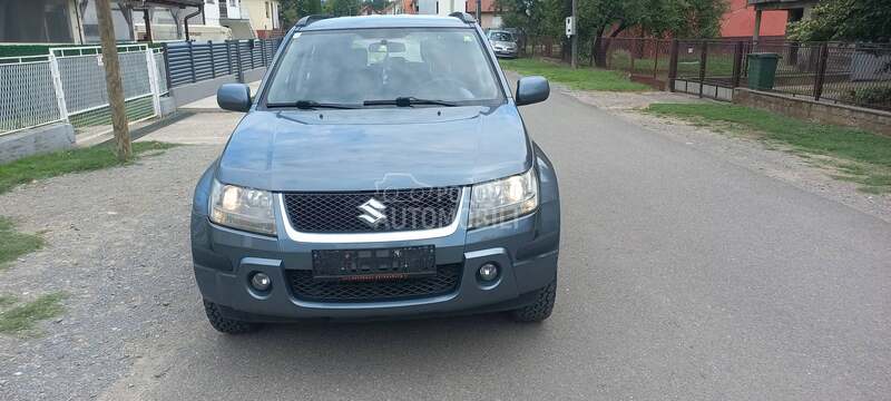 komplet auto delovi za Suzuki Grand Vitara od 2005. do 2013. god.