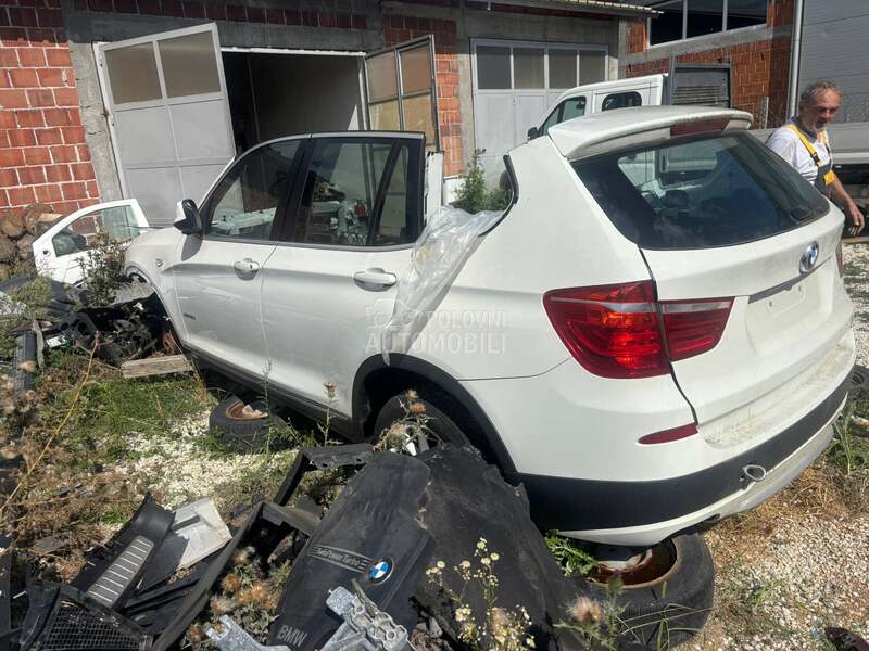 kompletan auto u delovima za BMW X3 od 2012. do 2014. god. za BMW X3 od 2012. do 2014. god.