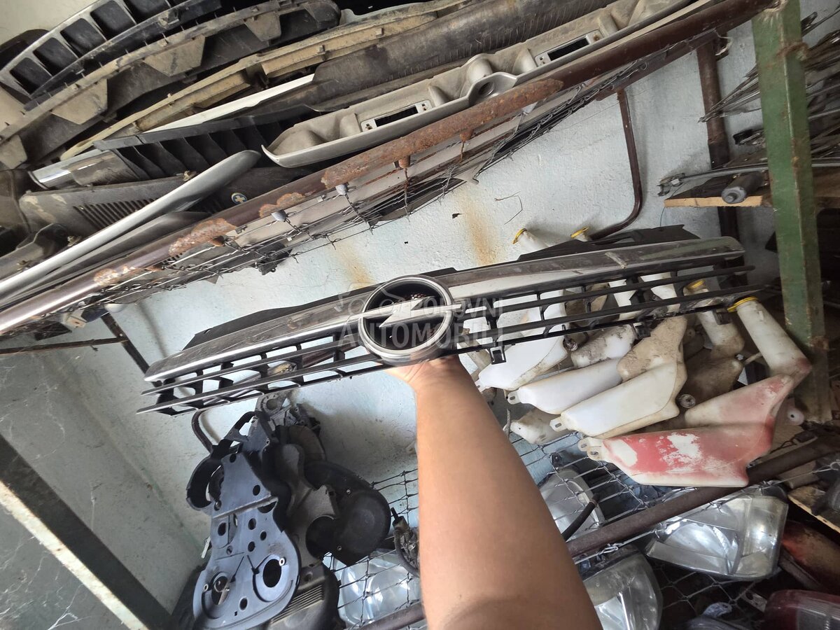 Maska ispod haube za Opel Astra H za Opel Astra H