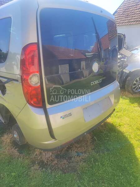 Gepek vrata za Fiat Doblo od 2010. do 2016. god.