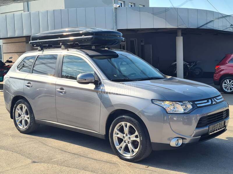 Mitsubishi Outlander 2013 photo 3