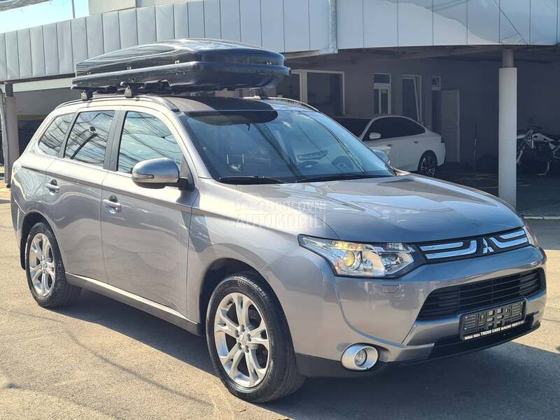 Mitsubishi Outlander 2013 photo 2