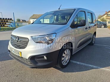 Opel Combo 15 CDTI, 10.499 €, 2019. Monovolumen (MiniVan), Dizel | 1499 cm3, 183.000 km, 75kW (102 KS), Manuelni 5 brzina, 4/5 vrata, 5 sedišta, Šabac