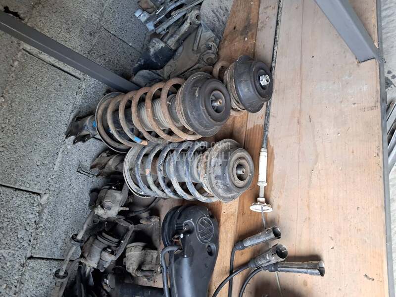 Razni delovi za Volkswagen Golf 2, Golf 3, Passat B2 ... od 1984. do 1998. god.