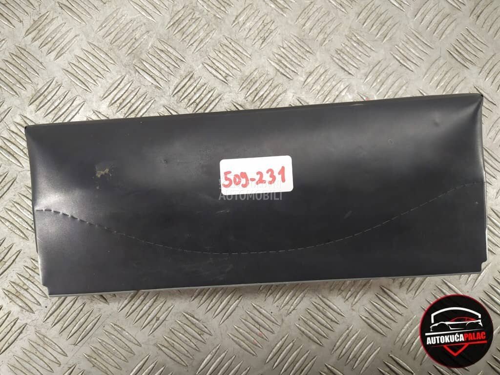 AIRBAG ZA KOLJENA za Audi A3
