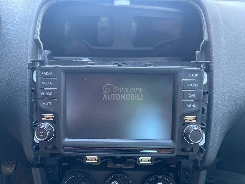 radio za Volkswagen Polo