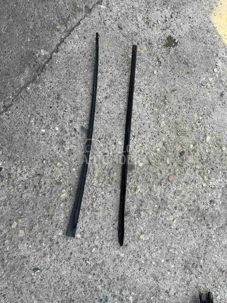 Lajsne sofersajbne za Volkswagen Golf 7