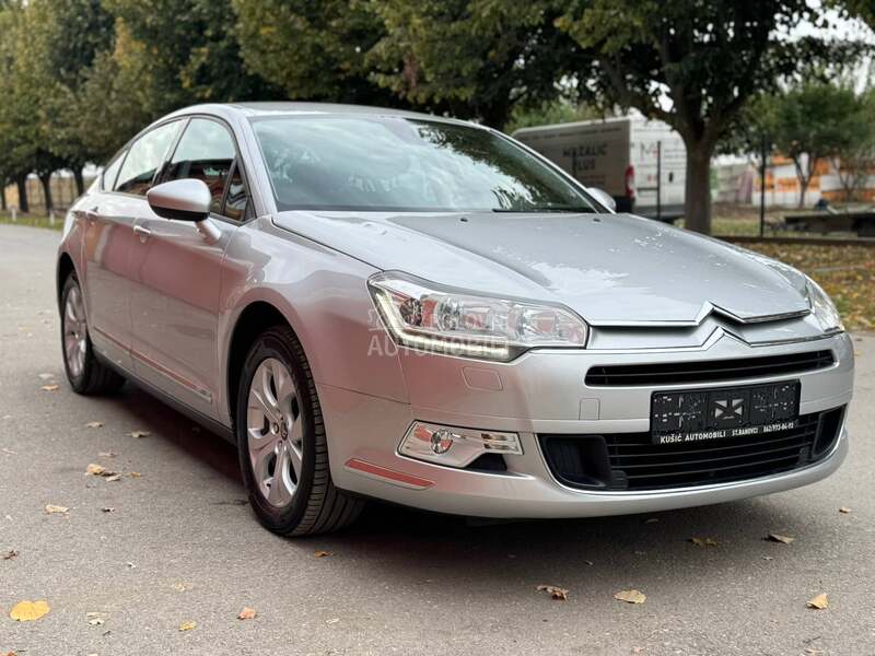 Citroen C5 2011 photo 5
