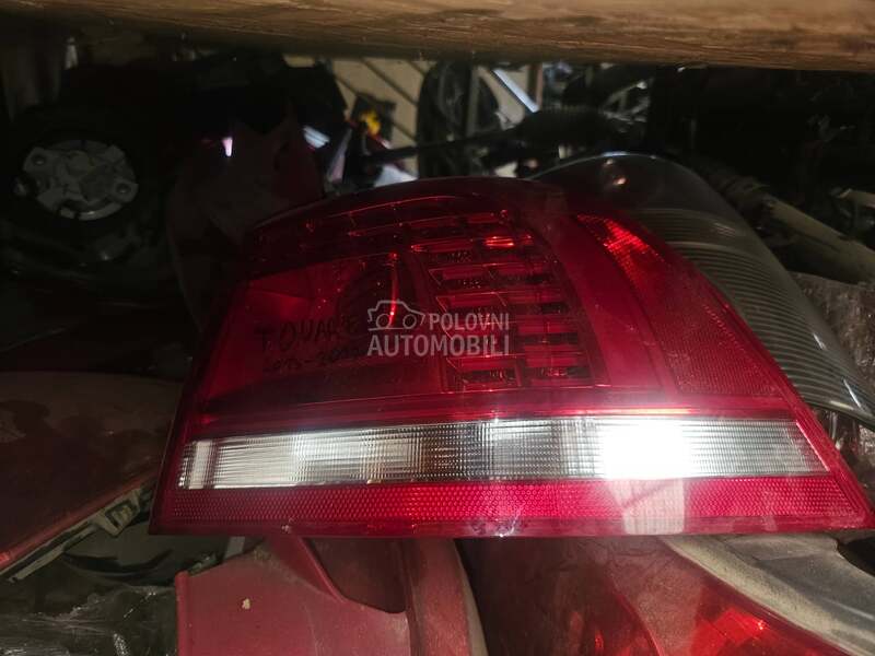 Lampa za Volkswagen Touareg od 2013. do 2016. god.