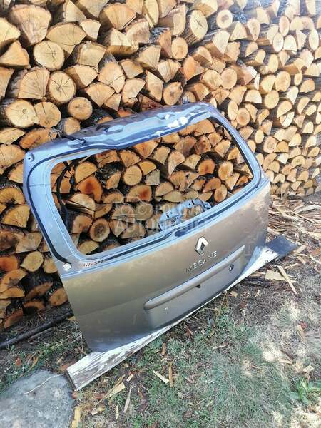 Gepek vrata za Renault Megane od 2002. do 2009. god.