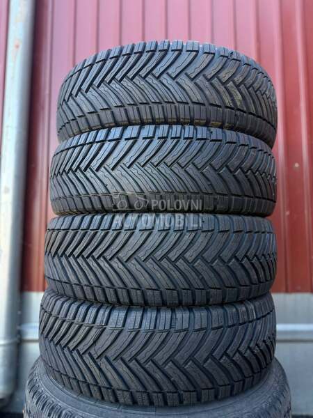 Michelin 215/70 R15 Zimska