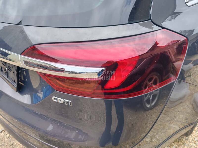 Lampa restajling za Opel Insignia od 2014. do 2018. god.