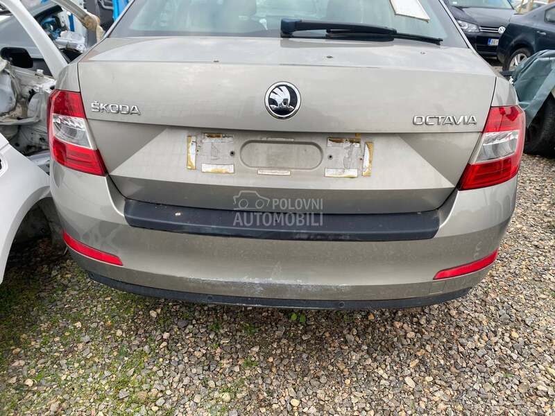 Škoda Octavia TSI 2017. god. -  kompletan auto u delovima