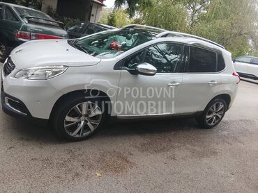Peugeot 2008 1.2, 6.600 €, 2015. Džip/SUV, Benzin | 1199 cm3, 199.604 km, 81kW (110 KS), Manuelni 5 brzina, 4/5 vrata, 5 sedišta, Beograd