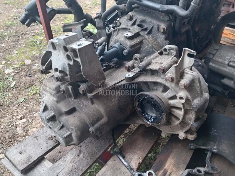 1.9 tdi 6 brzina za Volkswagen Golf 5, Touran
