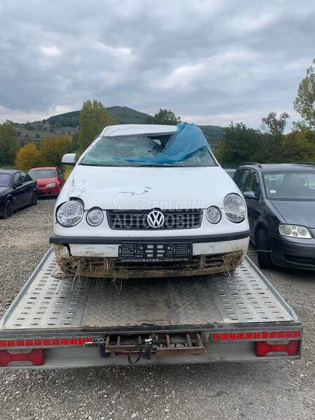 Volkswagen Polo -  kompletan auto u delovima