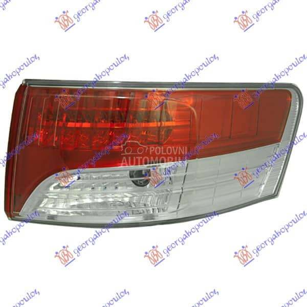 STOP LAMPA SPOLJASNJA Desno za Toyota Avensis od 2008. do 2012. god.