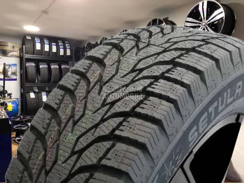 Tracmax 235/55 R17 Zimska
