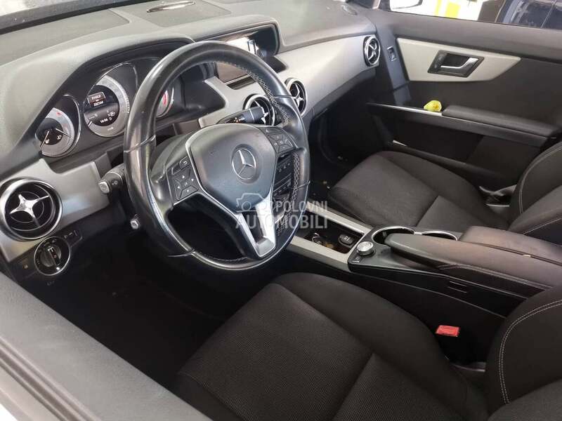 Enterijer za Mercedes Benz GLK 220, GLK 320, GLK 350 ... od 2008. do 2015. god.