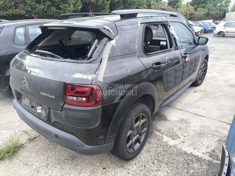 Stop svetlo za Citroen C4 Cactus od 2014. do 2020. god.