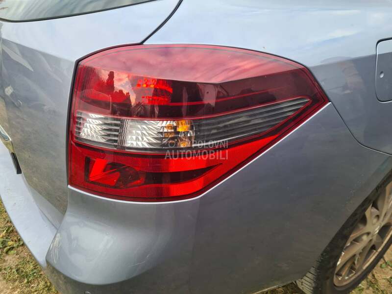 Lampa Laguna 3 karavan za Renault Laguna od 2008. do 2012. god.