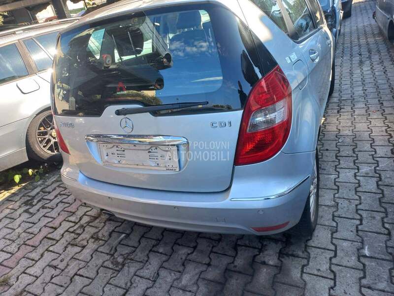 Gepek vrata za Mercedes Benz A Klasa od 2005. do 2011. god.