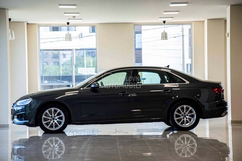 Audi A4 2023 photo 5