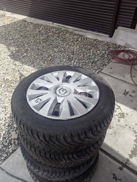 Ostalo 185/60 R15 Zimska