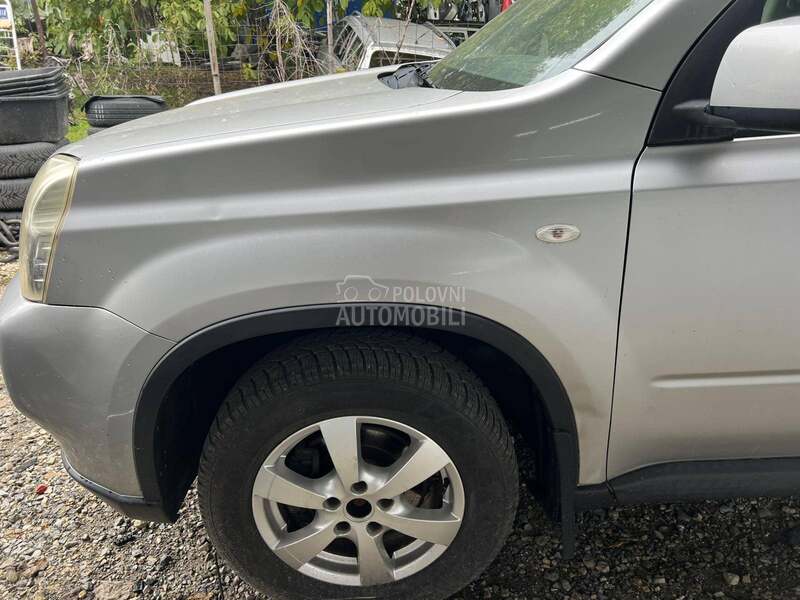 Krilo levo sivo za Nissan X-Trail od 2007. do 2013. god.