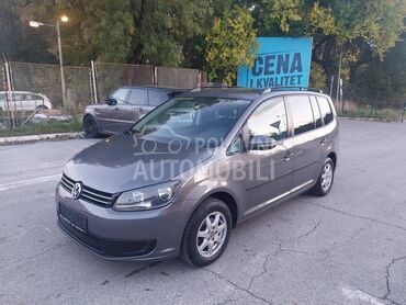 Volkswagen Touran ch, 4.990 €, 2011. Monovolumen (MiniVan), Benzin | 1197 cm3, 220.000 km, 77kW (105 KS), Manuelni 6 brzina, 4/5 vrata, 5 sedišta, Beograd